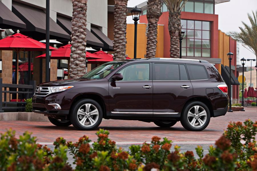  Toyota Highlander 2011 года  (фото 31 из 108)